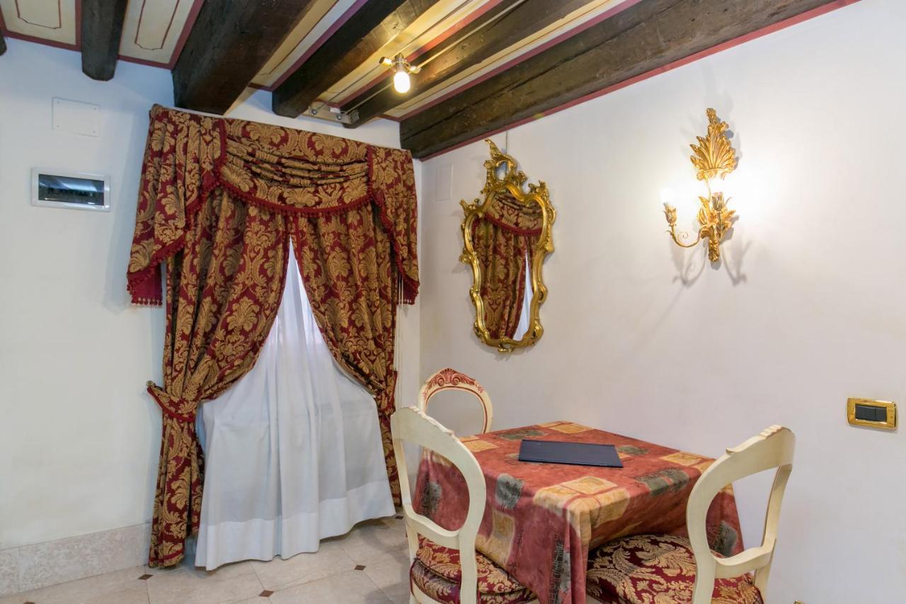 Momolo Appartement Venetië Buitenkant foto